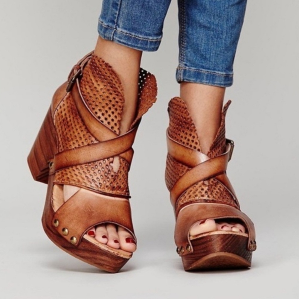 NWB Free People Rendering Clog